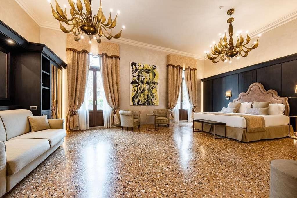 Suite with Balcony