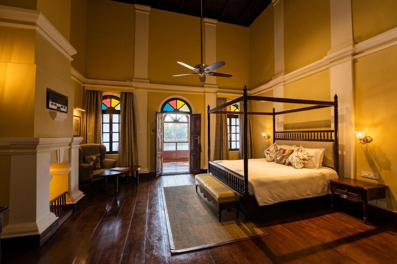 Heritage Room Lagoon or pool View King Bed,1652758520:JPEG
