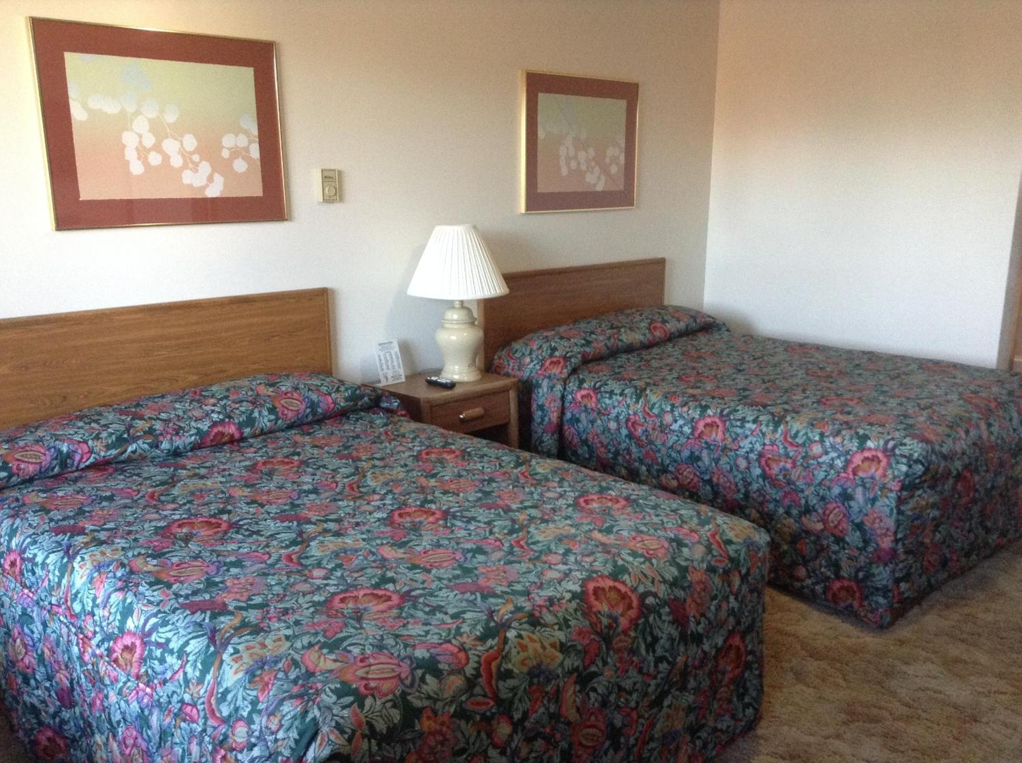 Double Room with Two Double Beds,106887234:JPEG