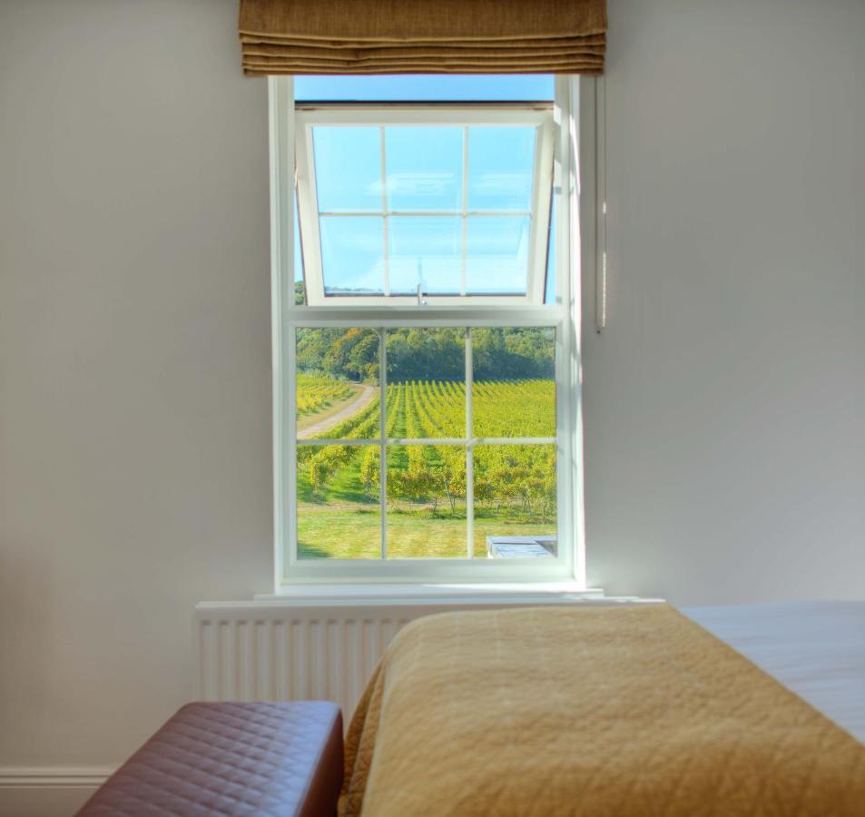 Family Room with Garden View