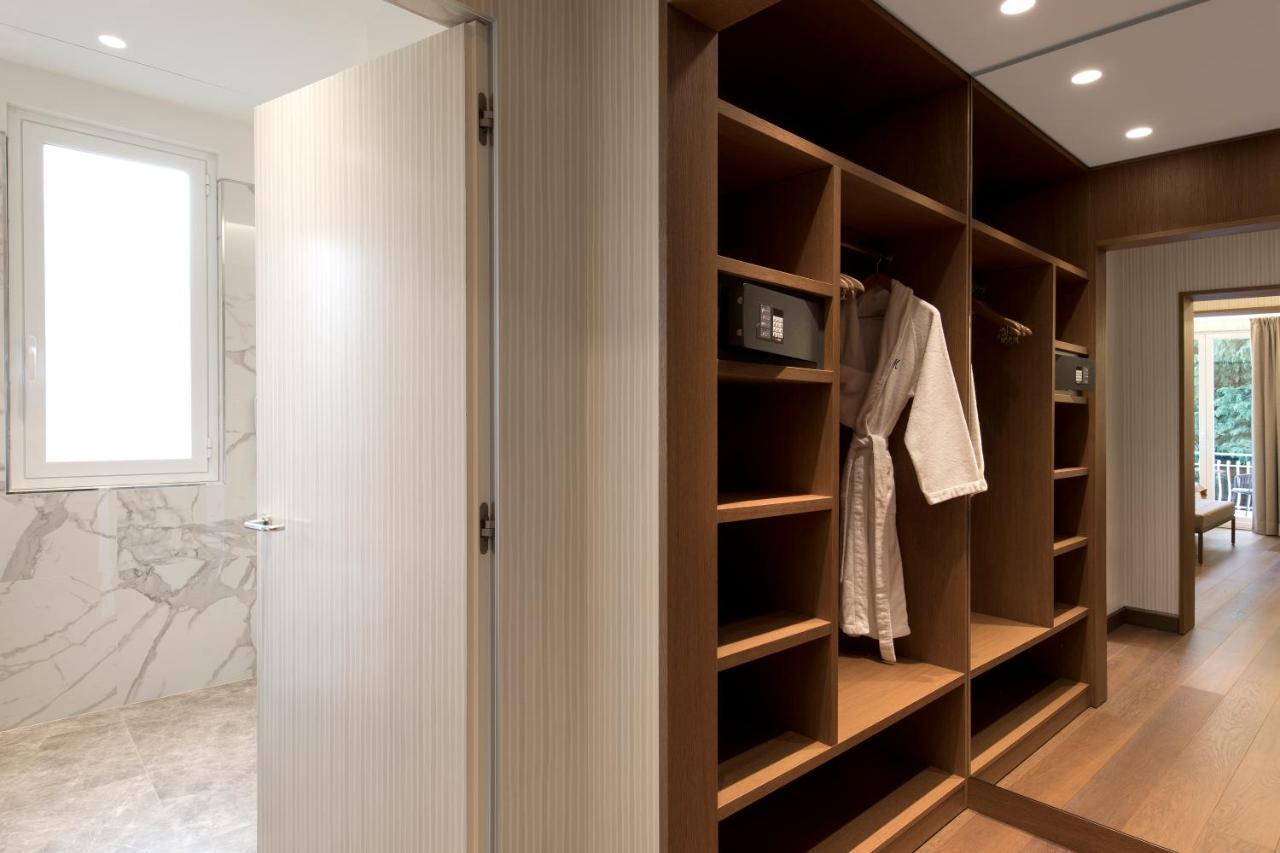 Junior Suite with Park View,1075837393:JPEG