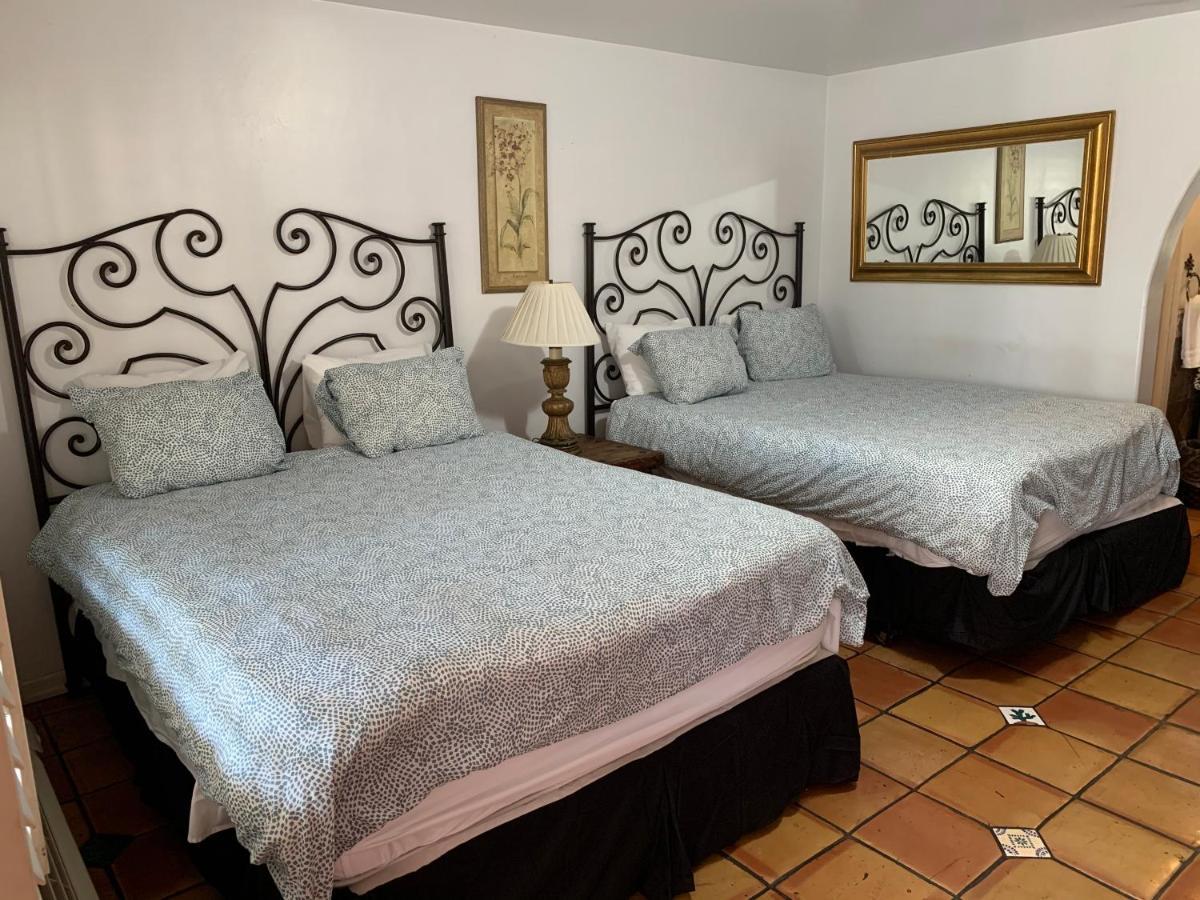 Queen Room with Spa Bath,1077358357:JPEG