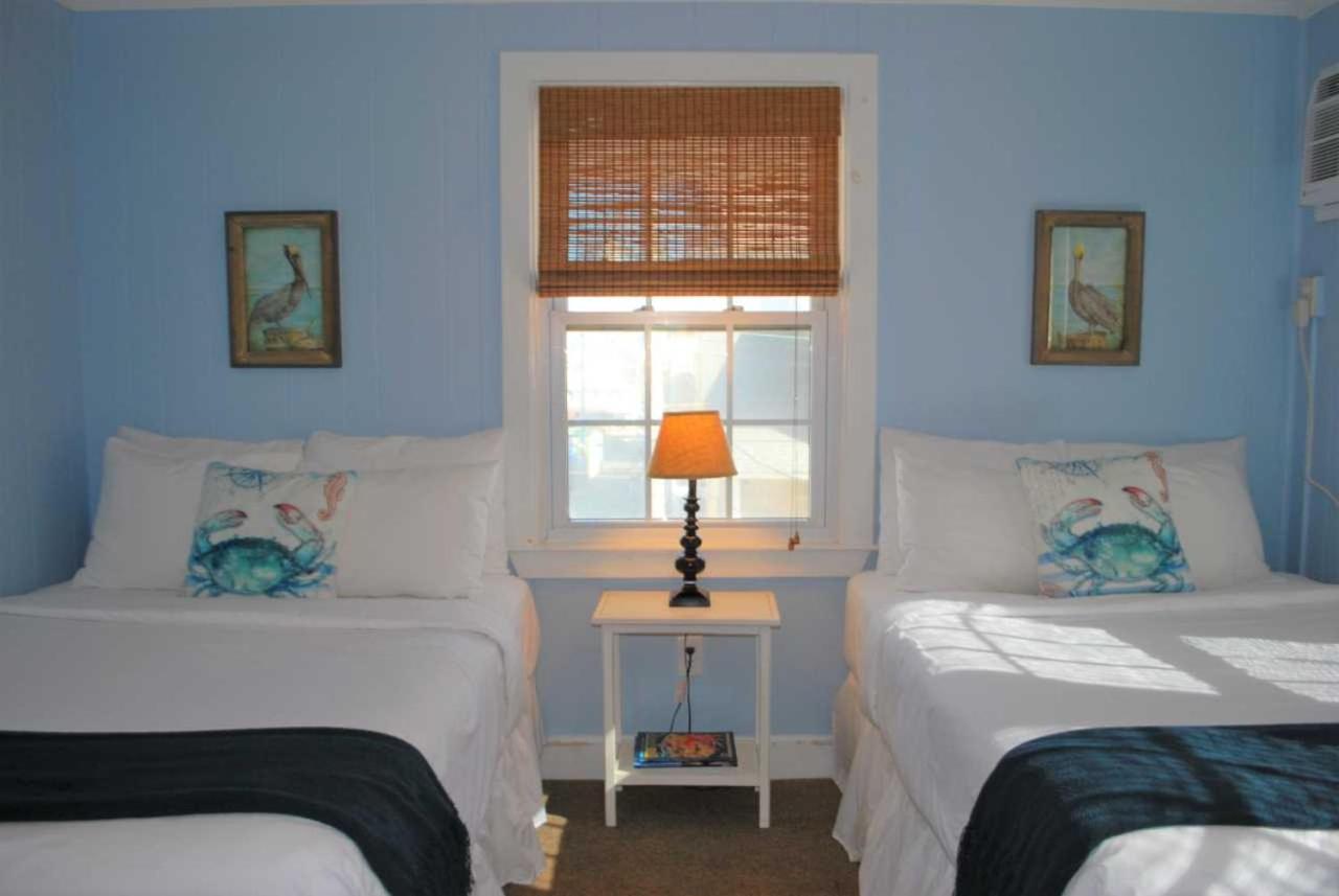 Double or Twin Room with City View