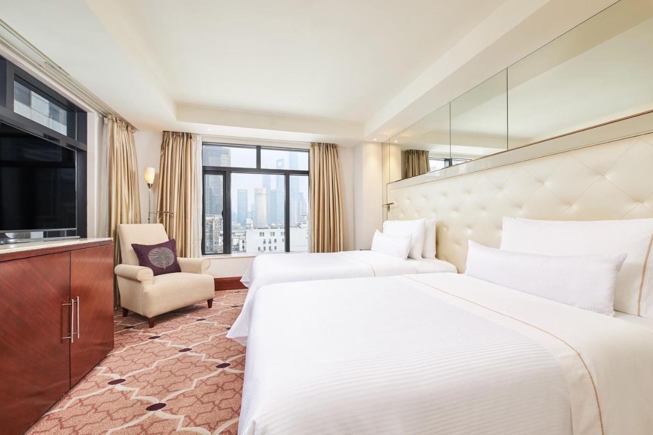 Crown Deluxe Twin Room,1413407579:JPEG