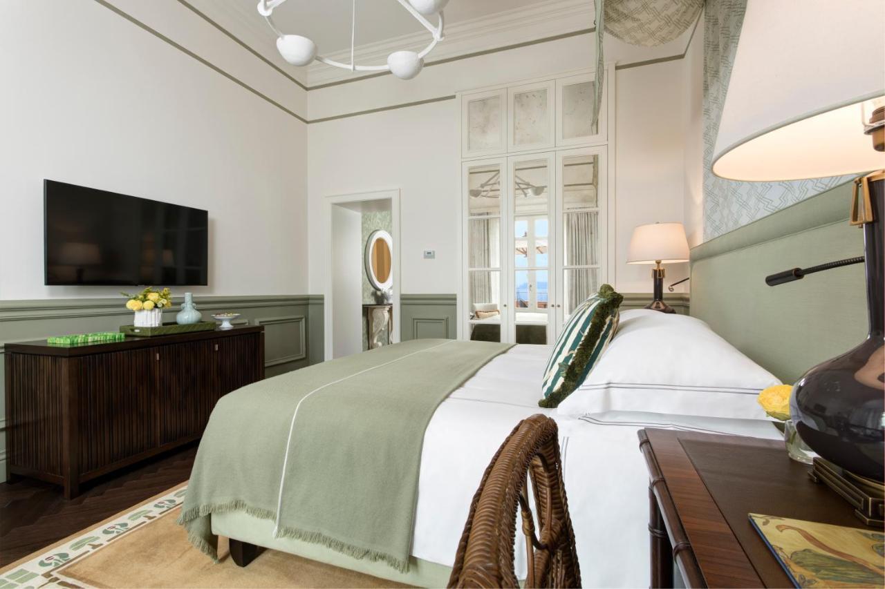 Deluxe Room with Sea View and Terrace