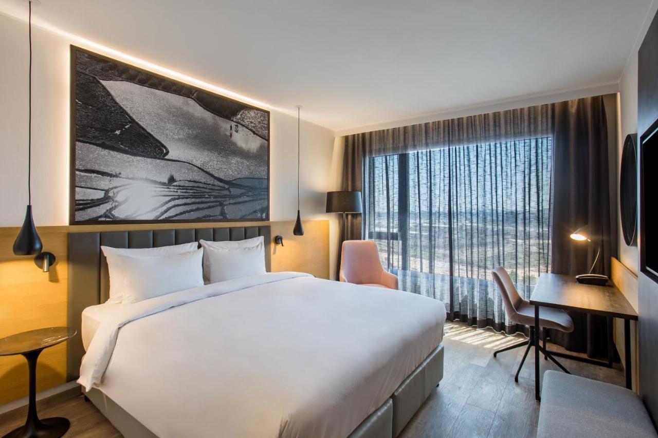 Superior Room Waterfront View,1189825570:JPEG