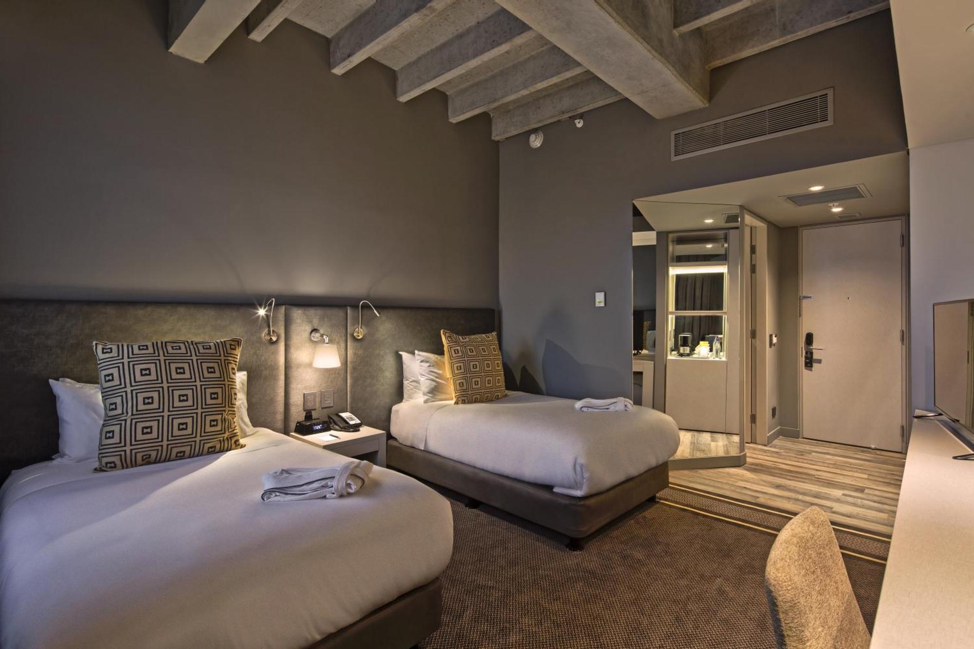 Standard Twin Room,1612982829:JPEG