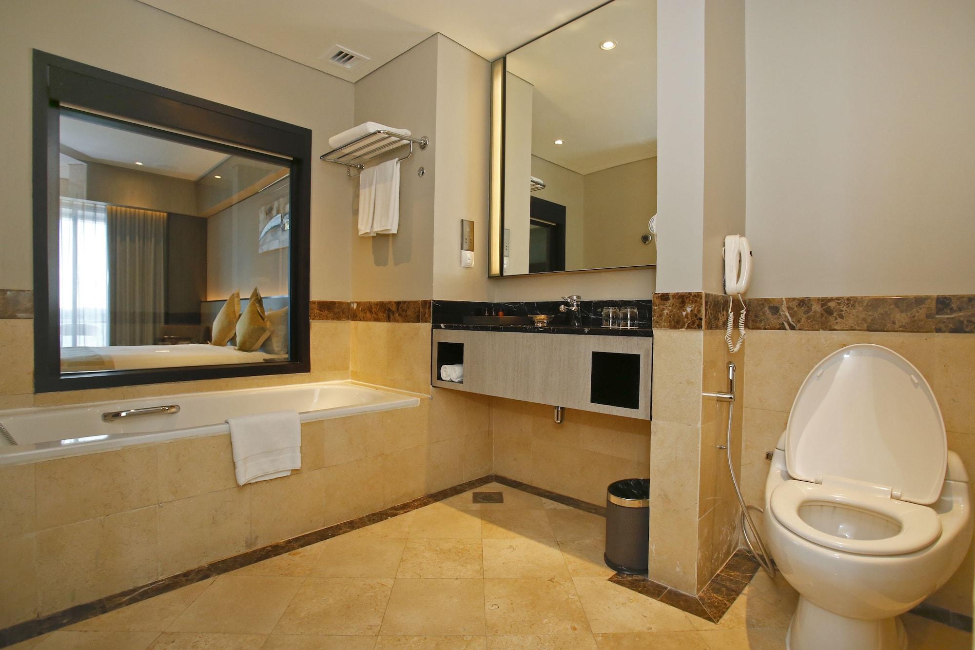 Deluxe Sea View King