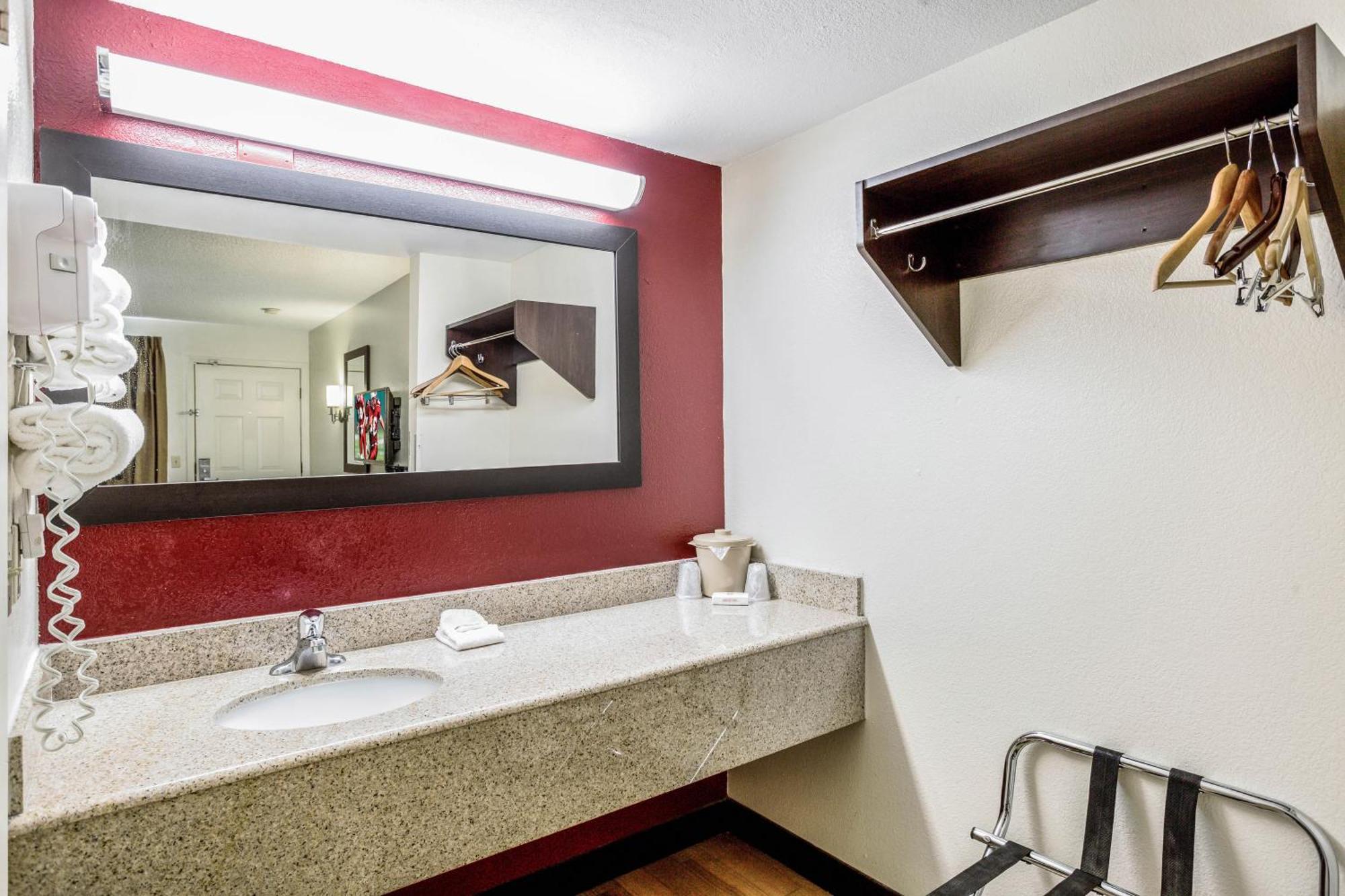 Suite with Two Queen Beds Smoke Free