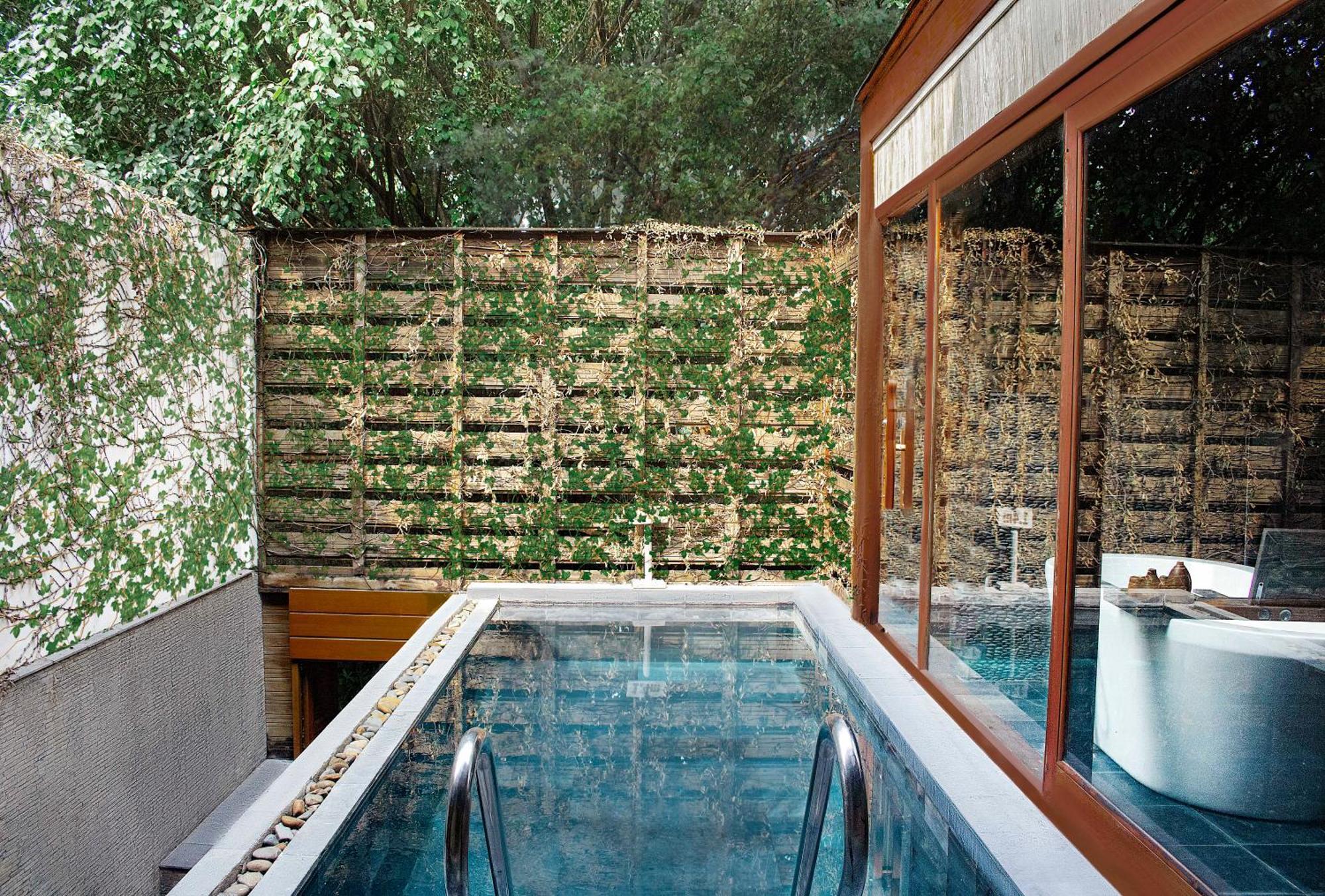 Garden Pool Suite,1287237937:JPEG