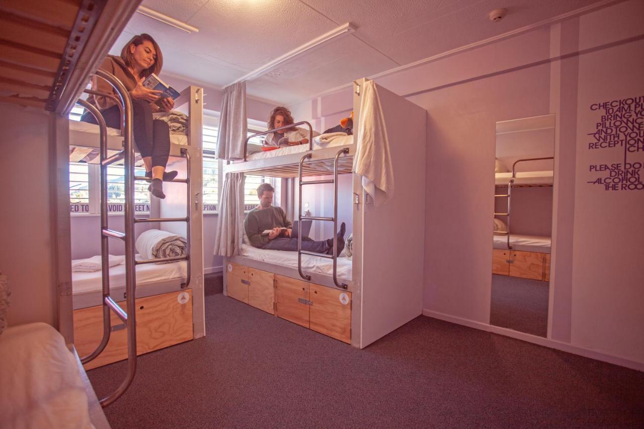 Single Bed in 6 Bed En-Suite Room,1230543226:JPEG