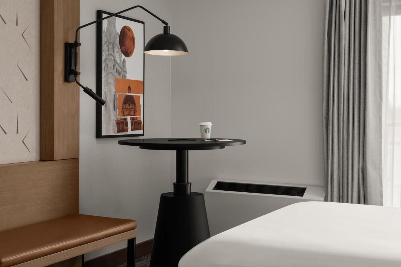 King Room,1360455677:JPEG