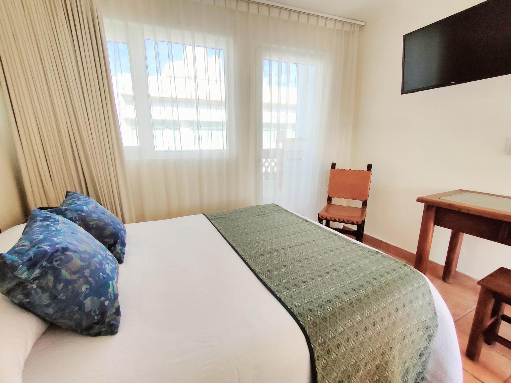 Standard Double Room,1558521082:JPEG