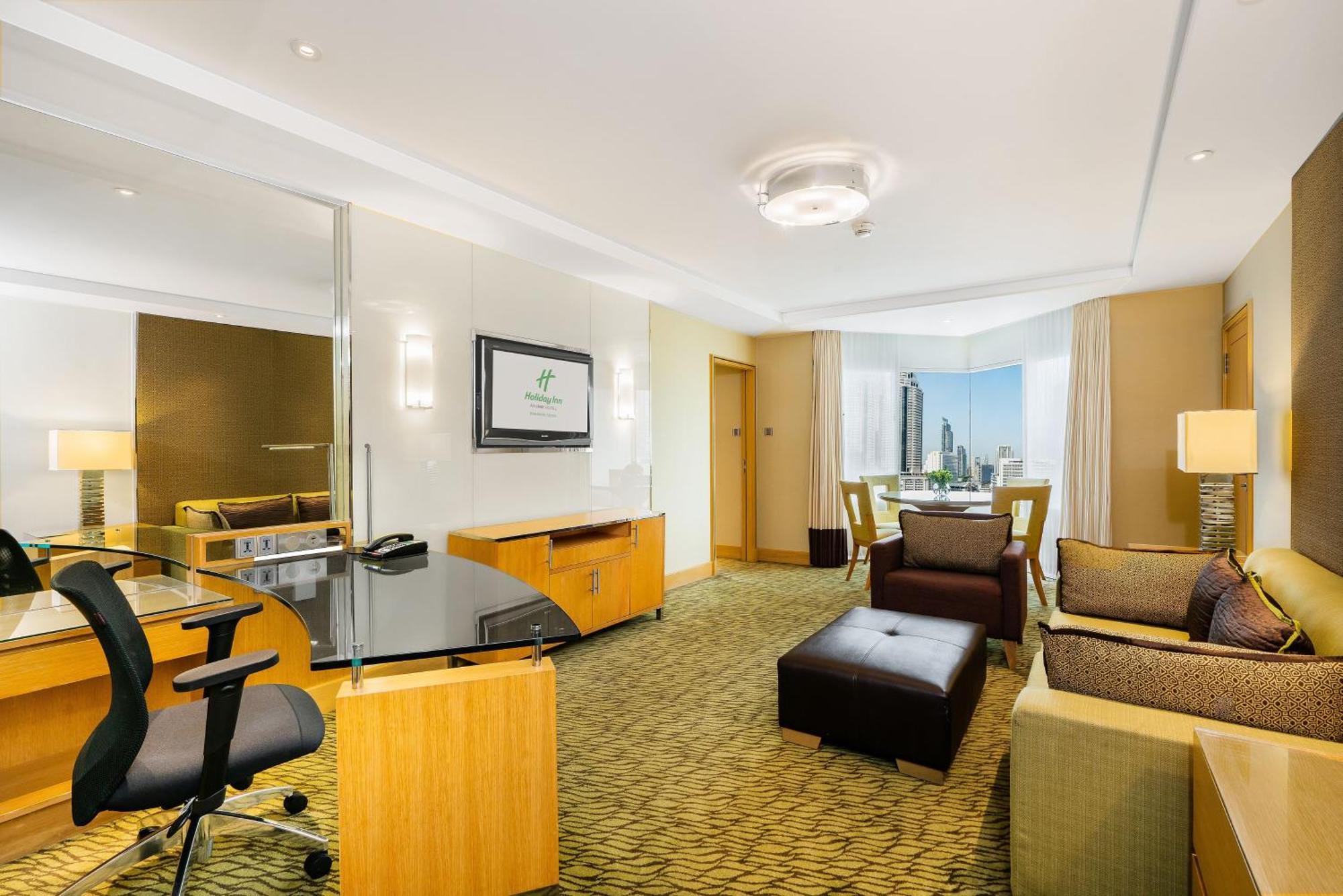 One-Bedroom Premium Suite with City View - Non-Smoking,1705947050:JPEG