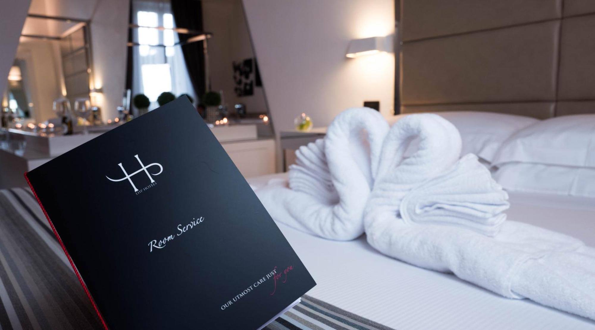 Standard Double Room,1274566720:JPEG