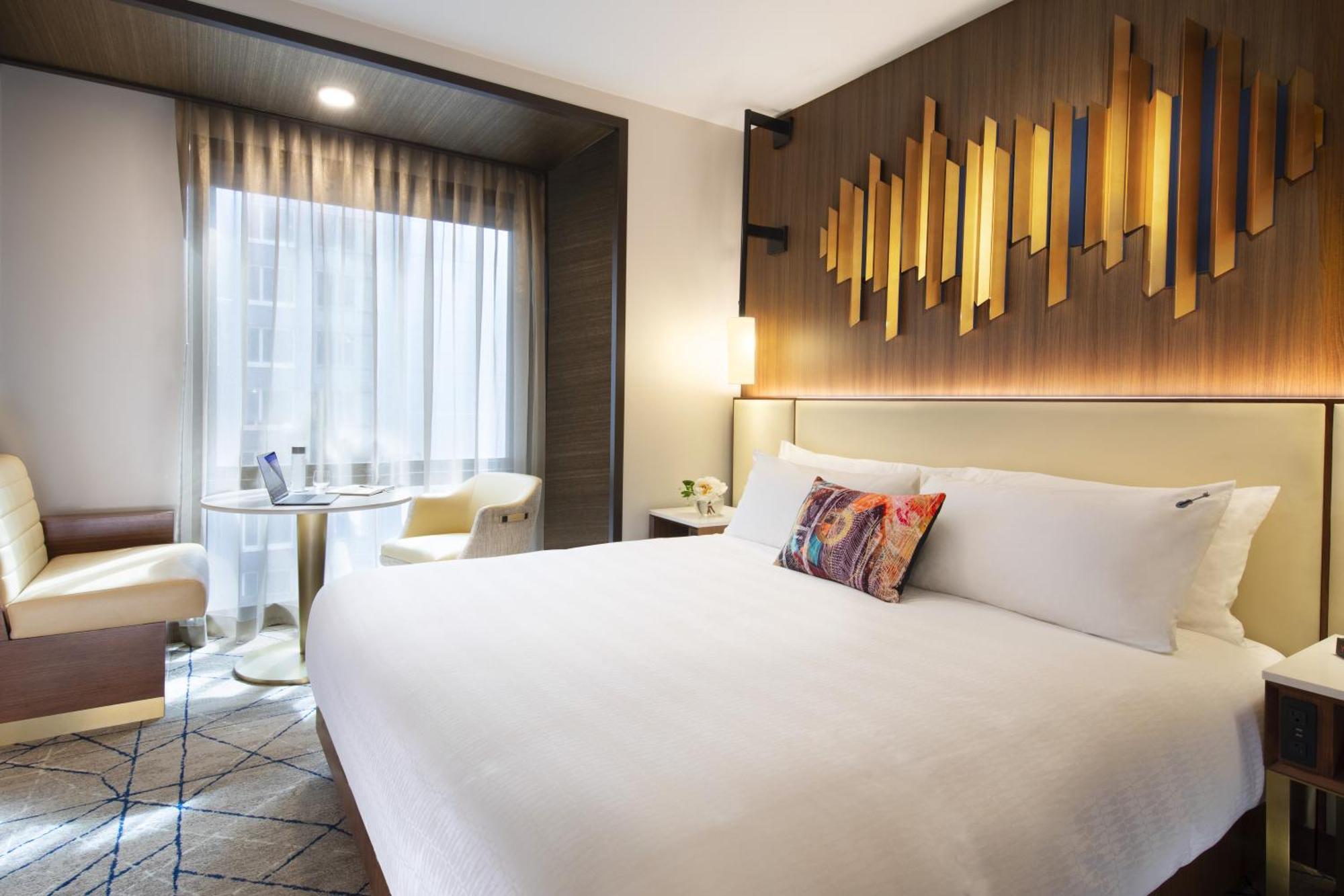 Standard King Room