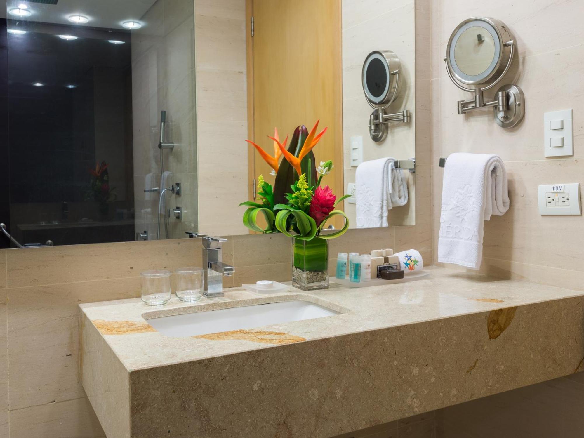 Superior Room with Sea View,1277946232:JPEG