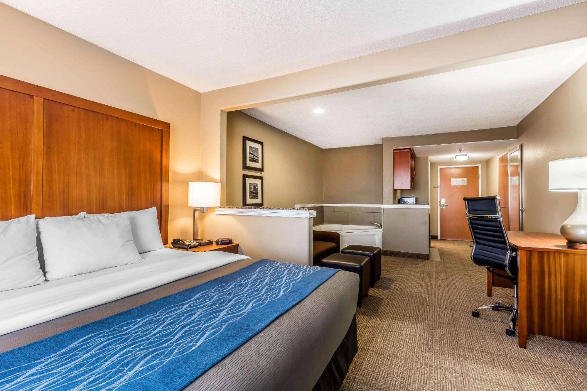 King Suite with Spa Bath