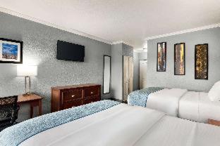 Queen Room with Two Queen BedsÂ  Non Smoking,1280579875:JPEG