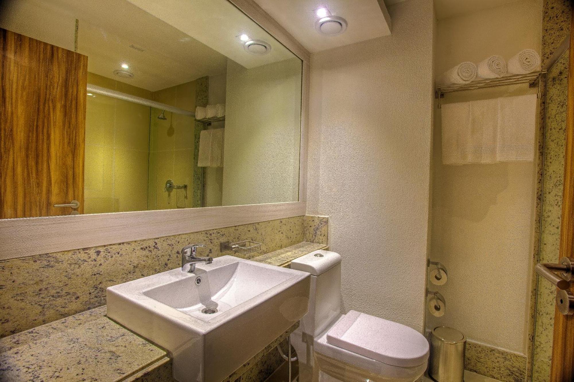 Standard King Room