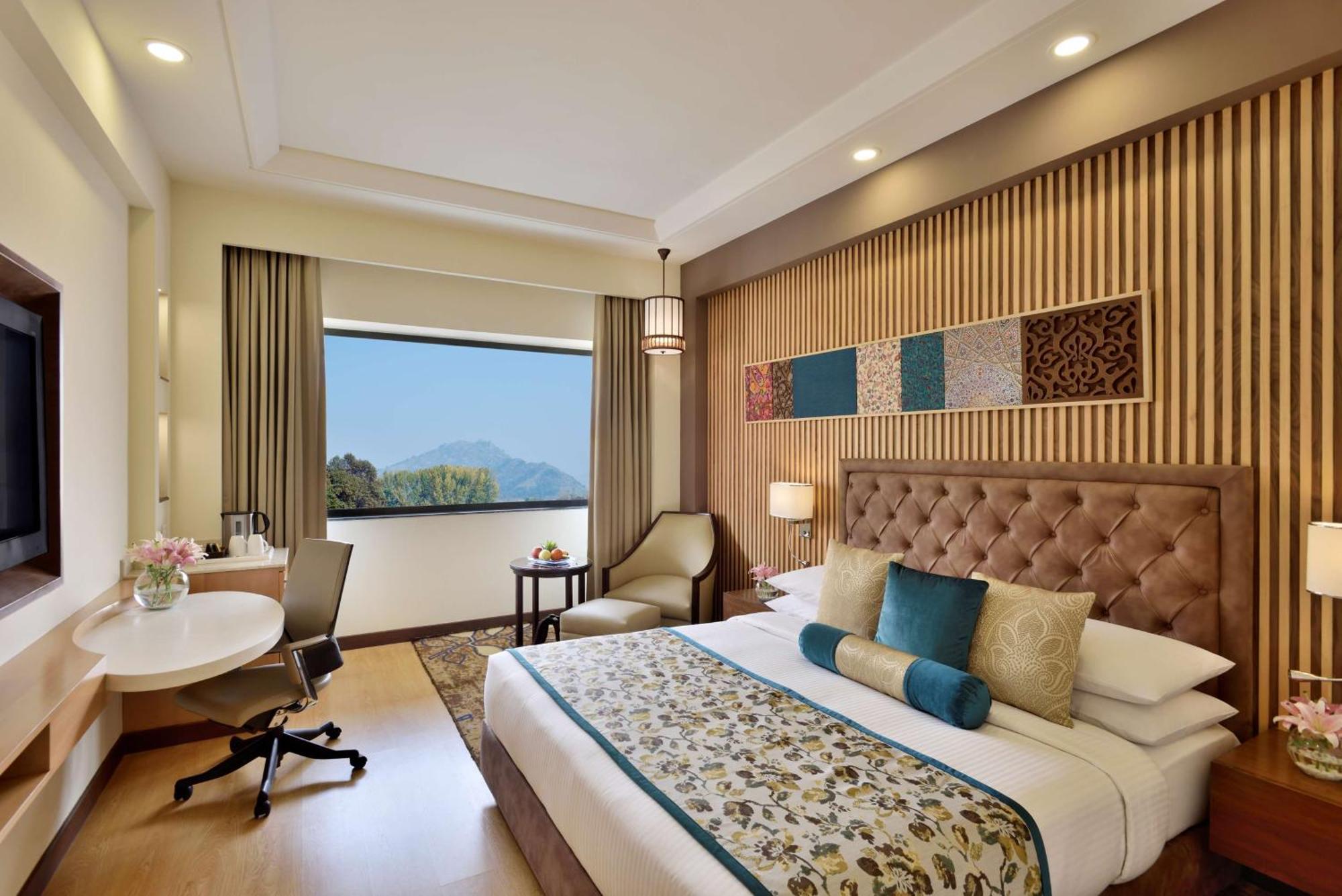 Suite - 1 Bedroom with 15% discount on food & Soft Beverages