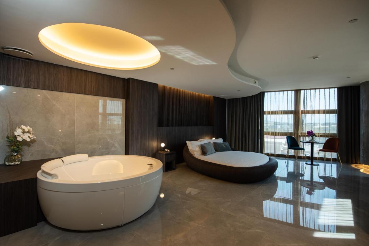 Double or Twin Room,1298098816:JPEG