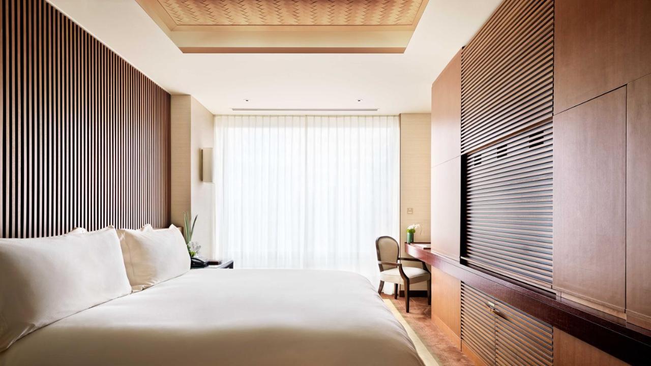 Deluxe Suite King,1319136010:JPEG