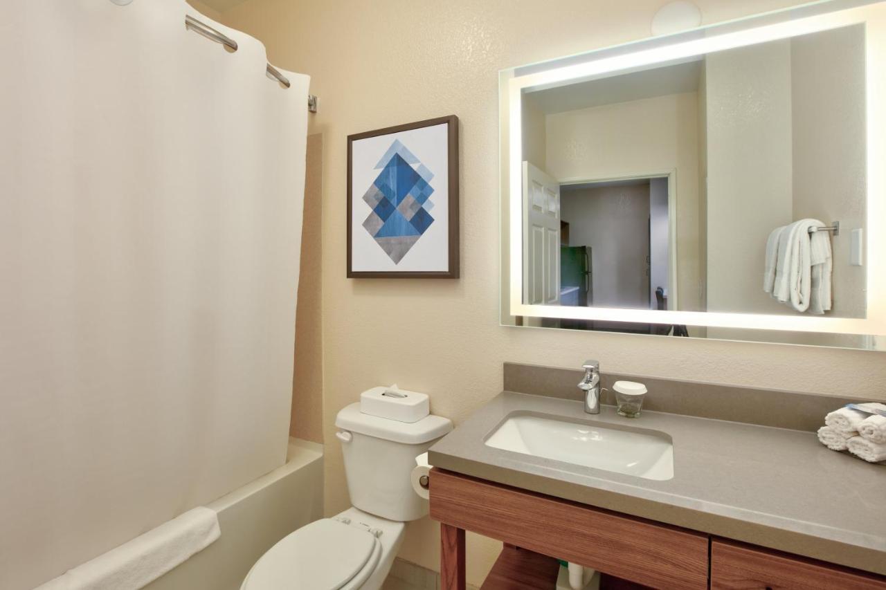 Studio Suite,1338496997:JPEG