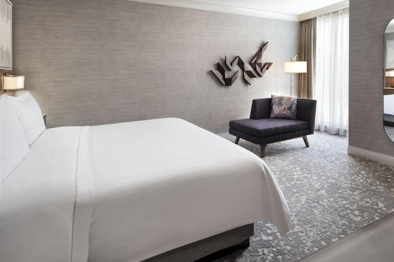 King Room - Hearing Accessible