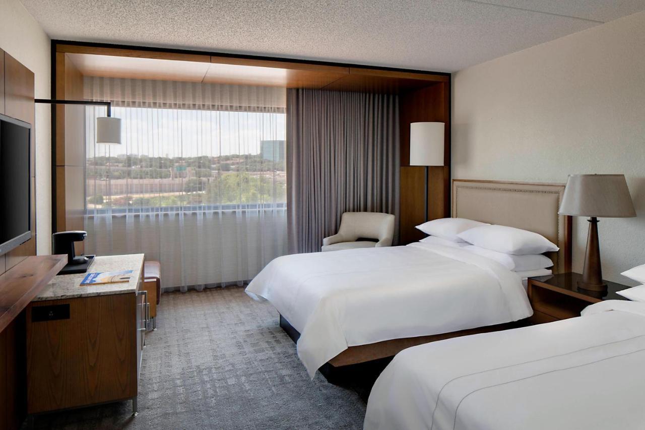 Room with Two Double Beds,1362945740:JPEG