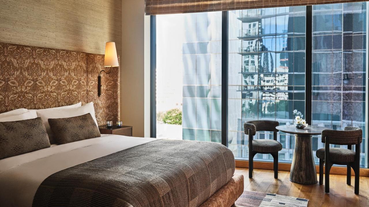 Premier King Room,1384322204:JPEG