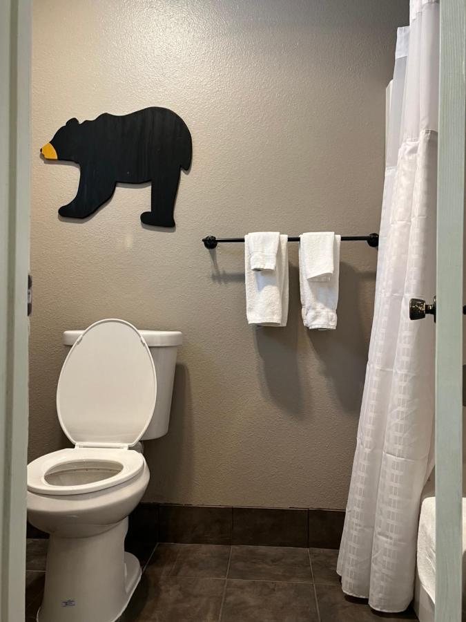 Deluxe Double Room,1382141213:JPEG