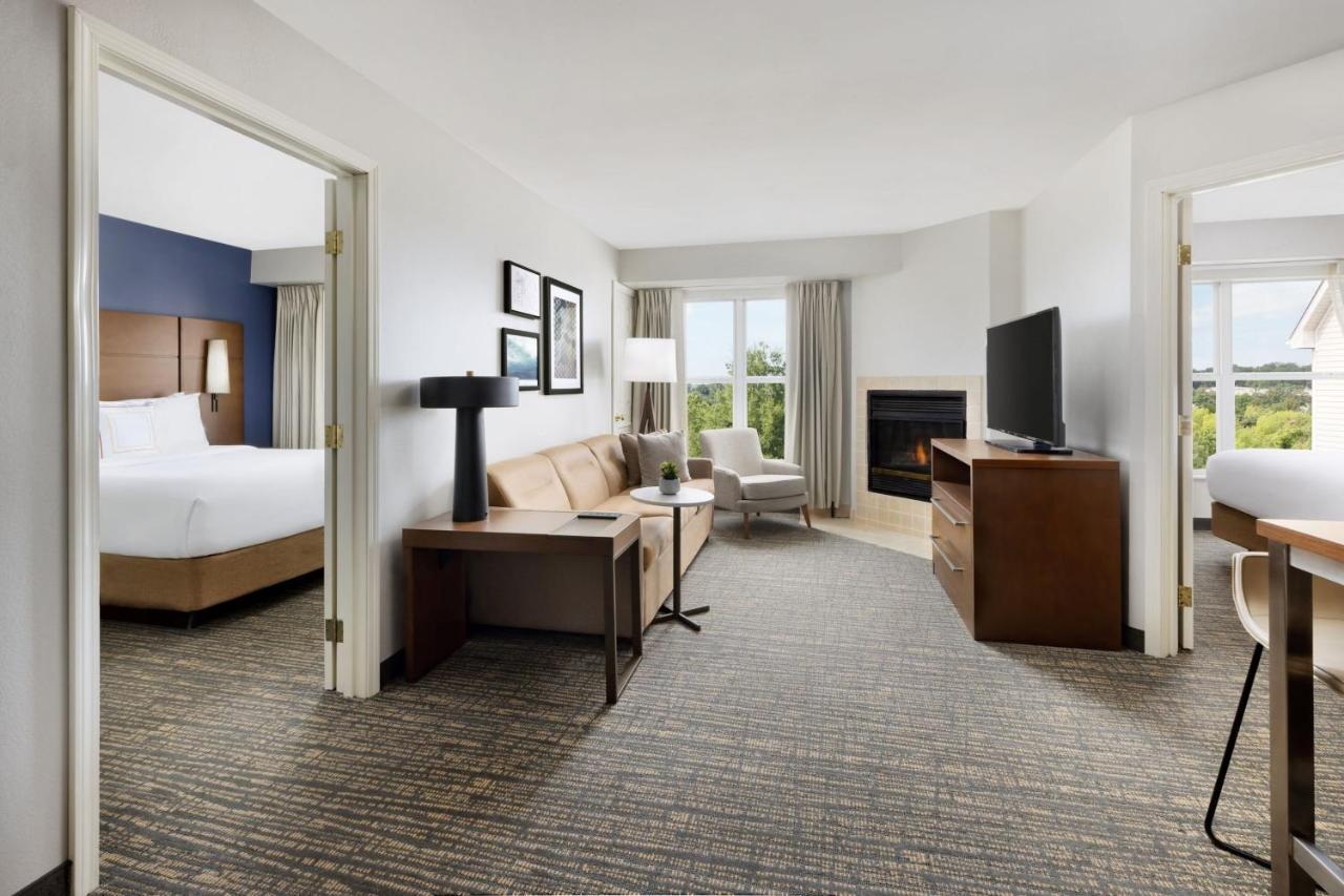 Two-Bedroom Suite - Non-Smoking