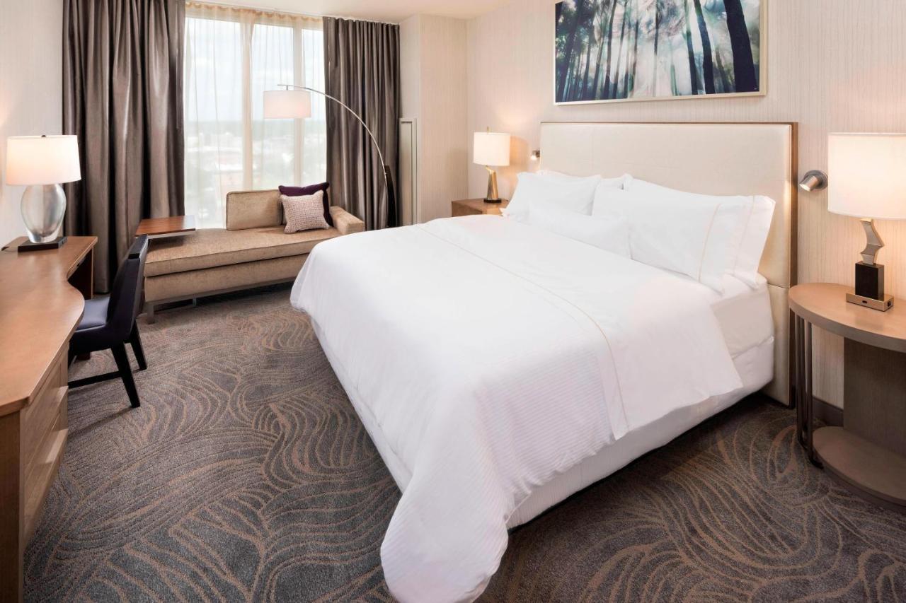 Guest Room, 1 King,1410367985:JPEG