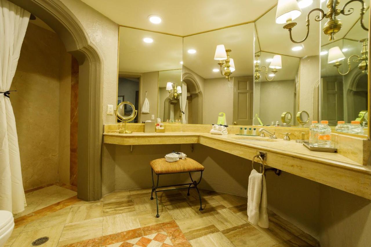 Master Suite King,1544959798:JPEG