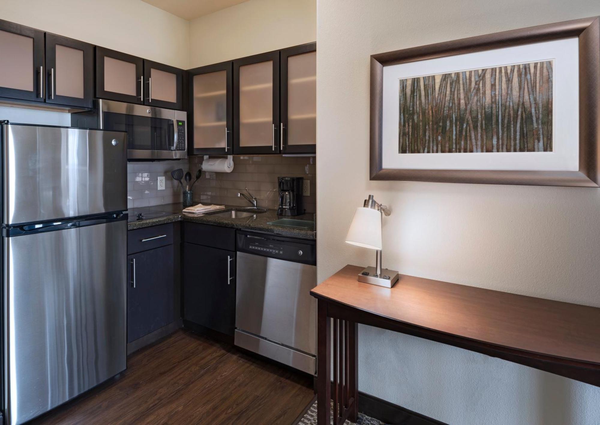 Queen Studio Suite