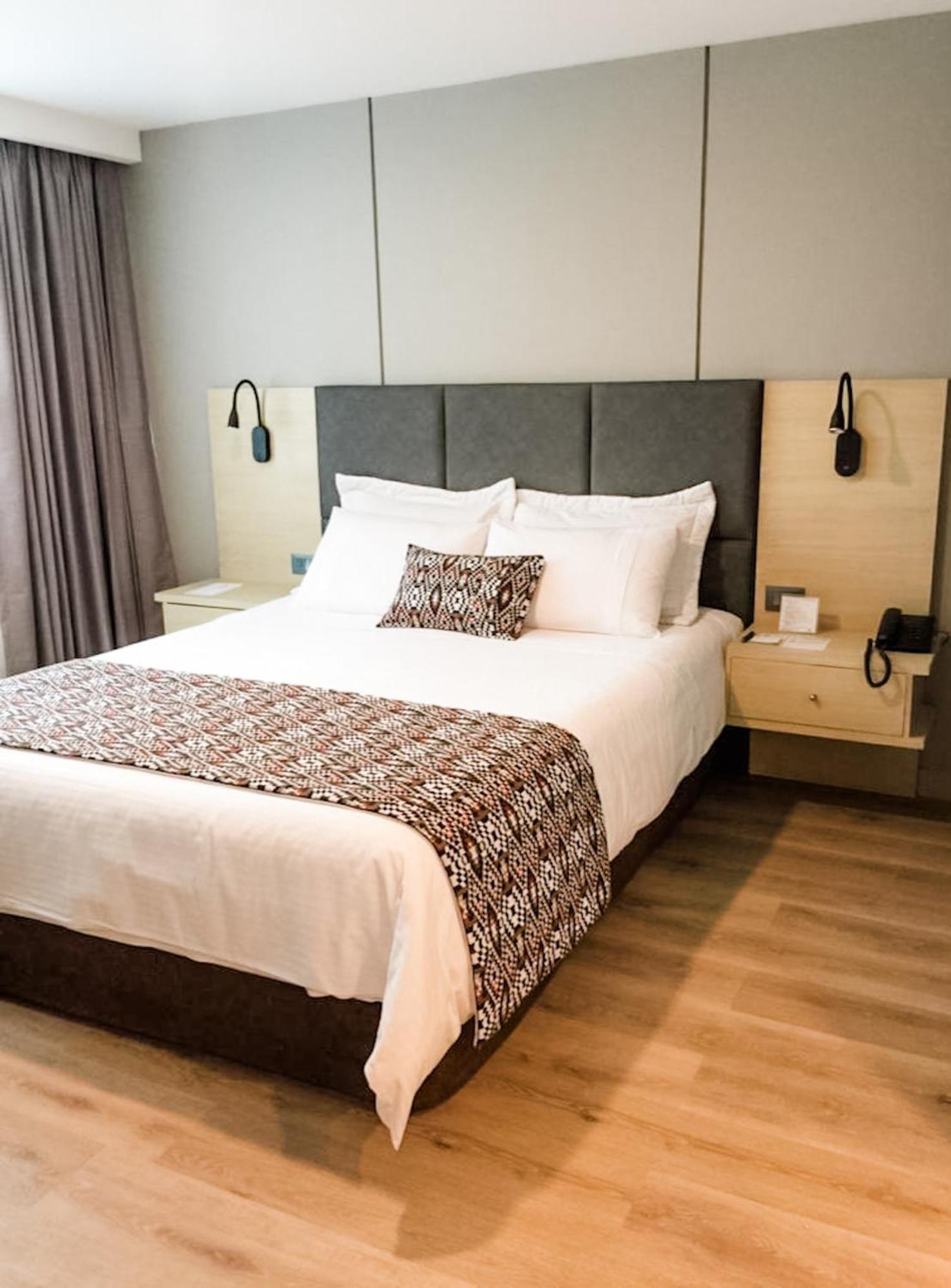 Two-Bedroom Suite,1545422860:JPEG