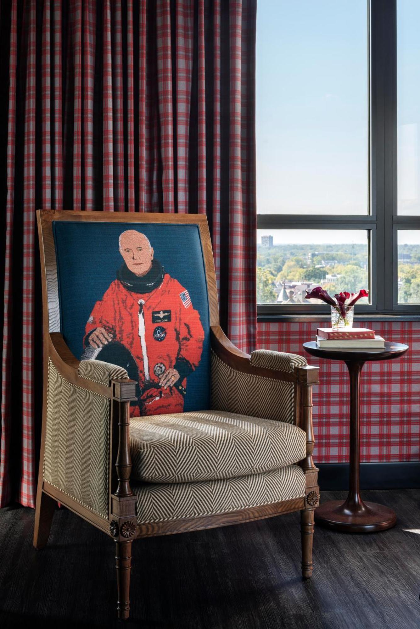 Graduate King Room with Bath Tub - Disability Access,1611205391:JPEG