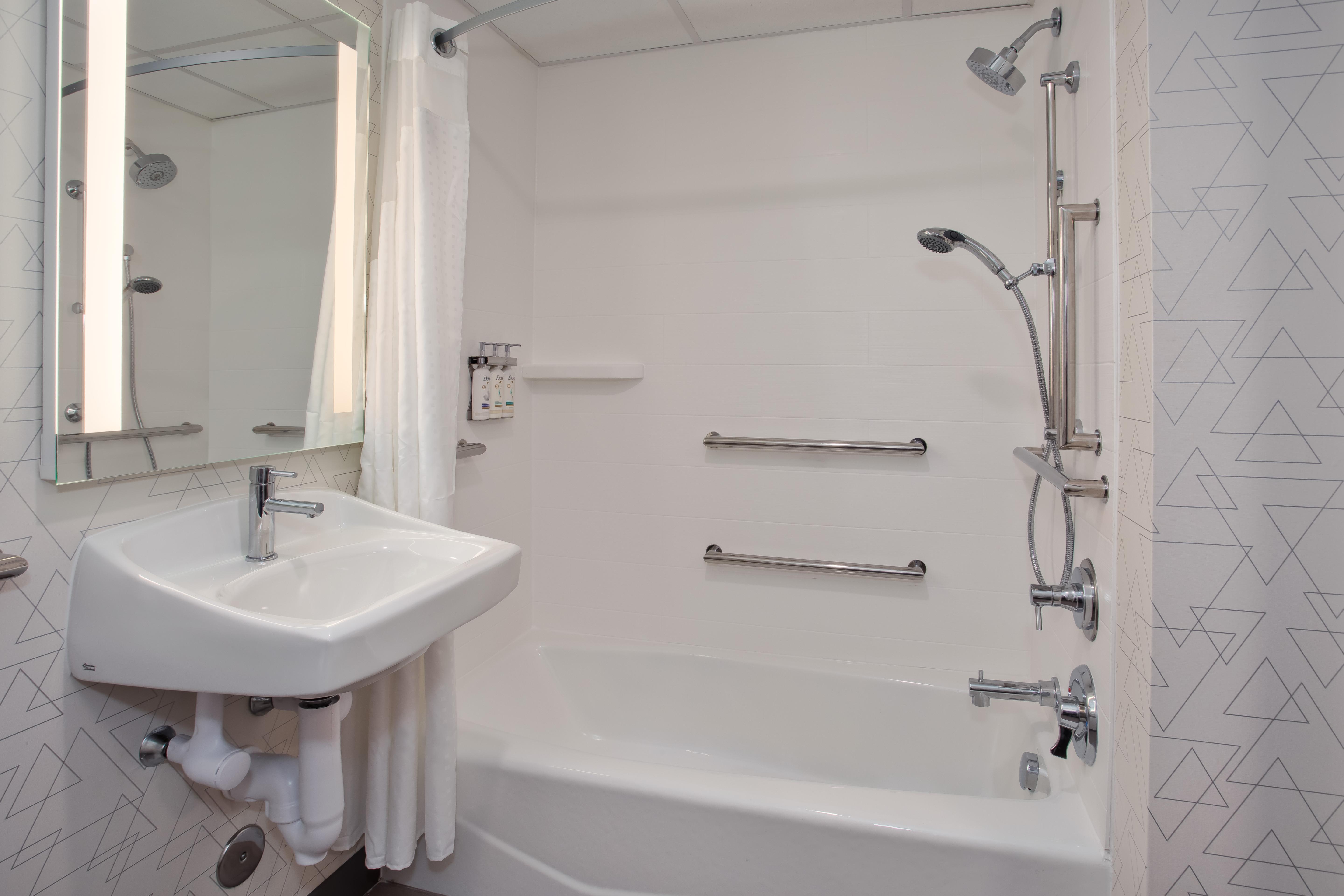 Standard Double Room with Two Double Beds - Mobility/Communications Accessible