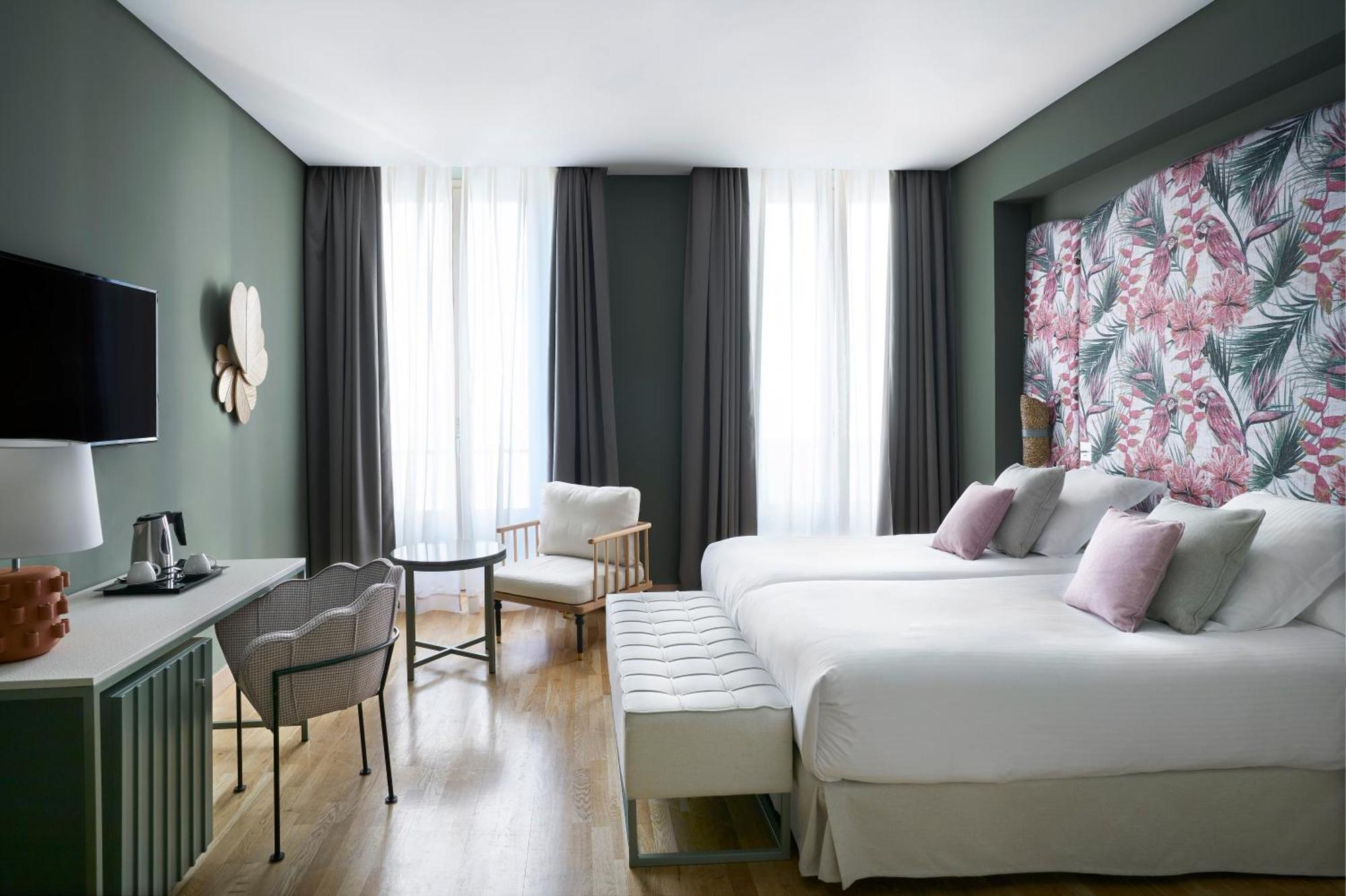 Superior Double Room with Balcony,1587500988:JPEG