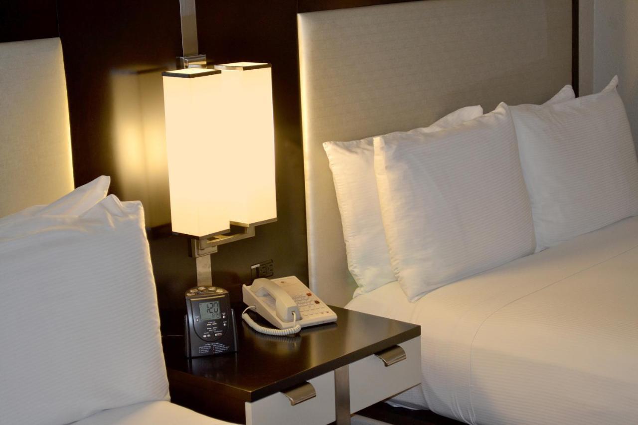 Double Room with Two Double Beds - Non-Smoking,1498512100:JPEG