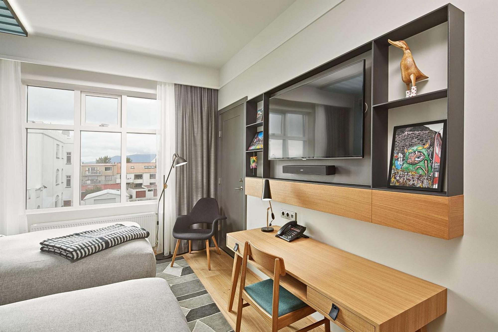 Twin Room,1500975289:JPEG