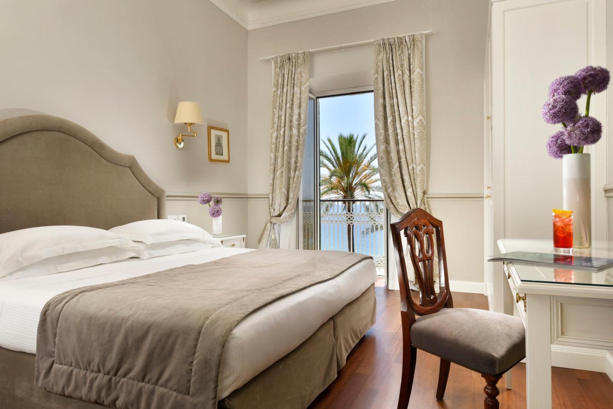 Standard Double or Twin Room with Sea View