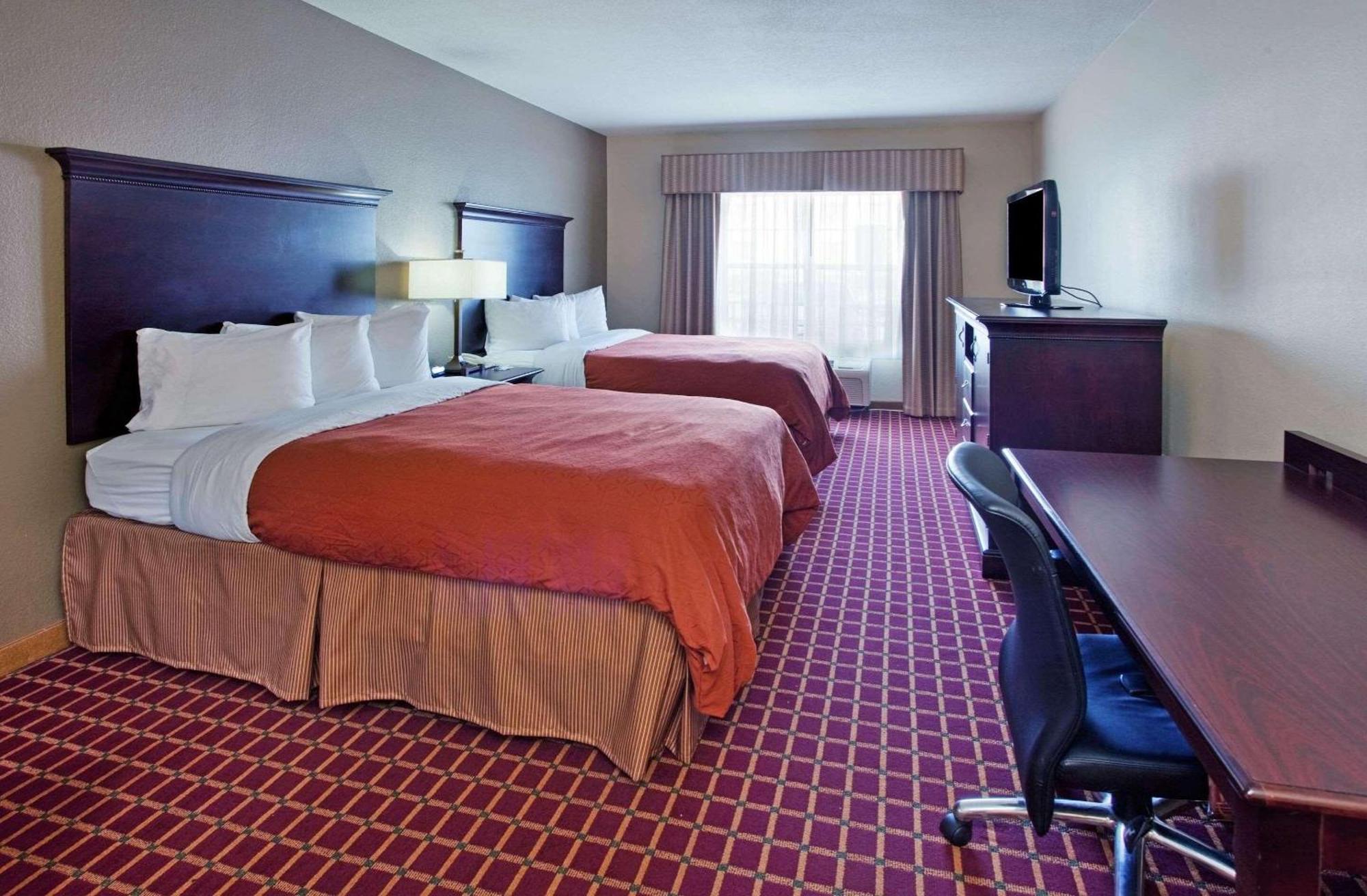 Queen Room Two Queen Beds