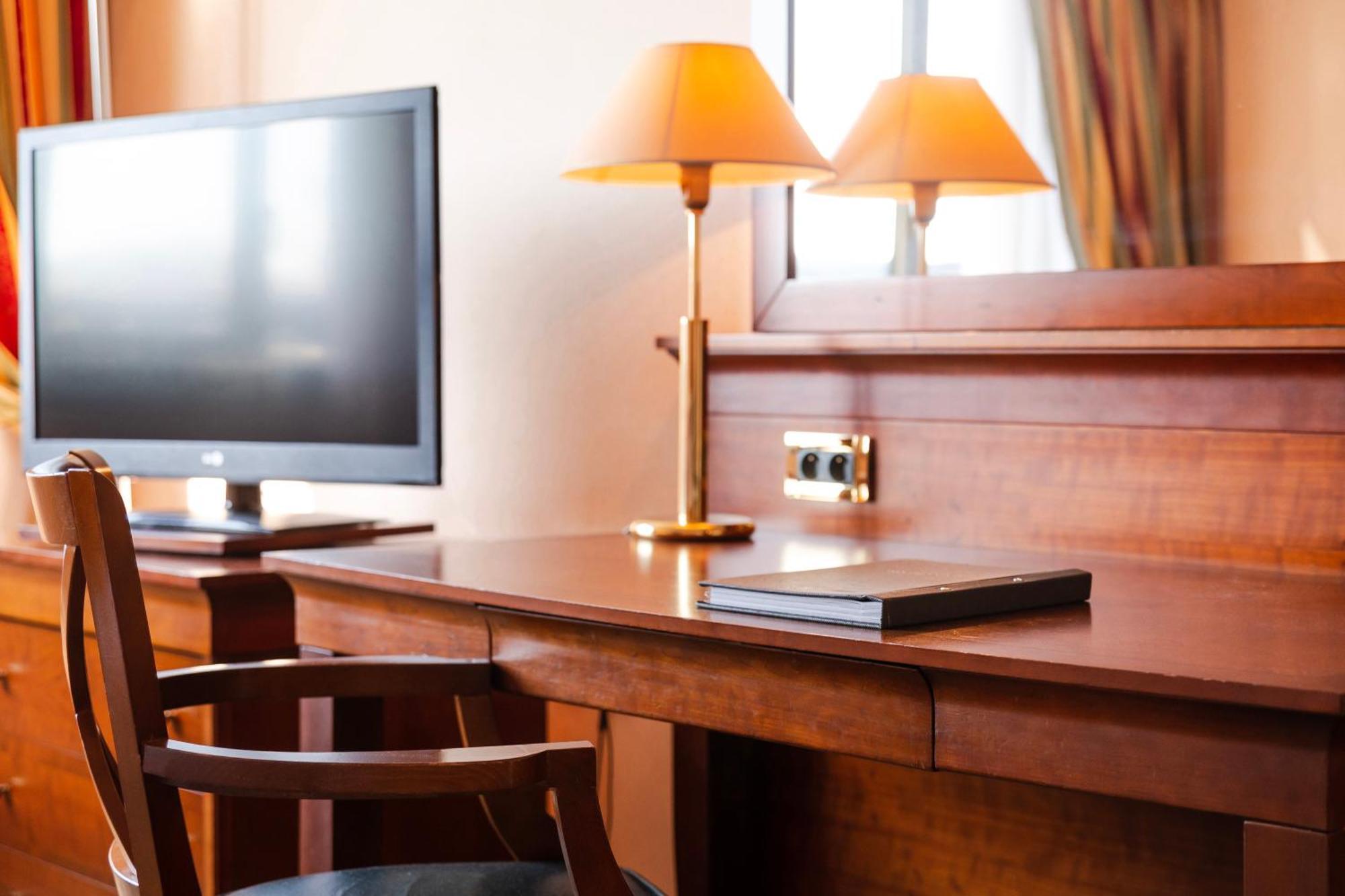 Twin Room,1742628474:JPEG