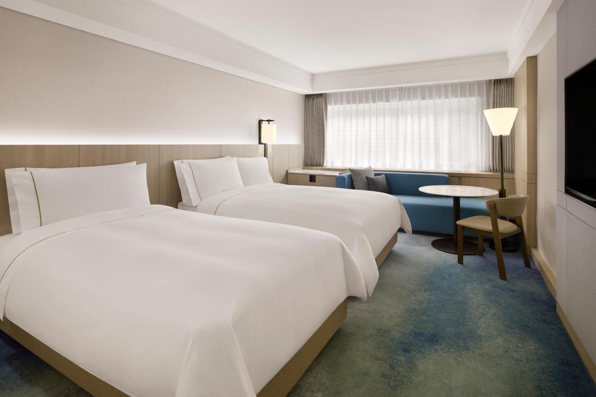 Superior Family Twin, 1 Queen and 1 Twin, No view, Low floor,1536391366:JPEG