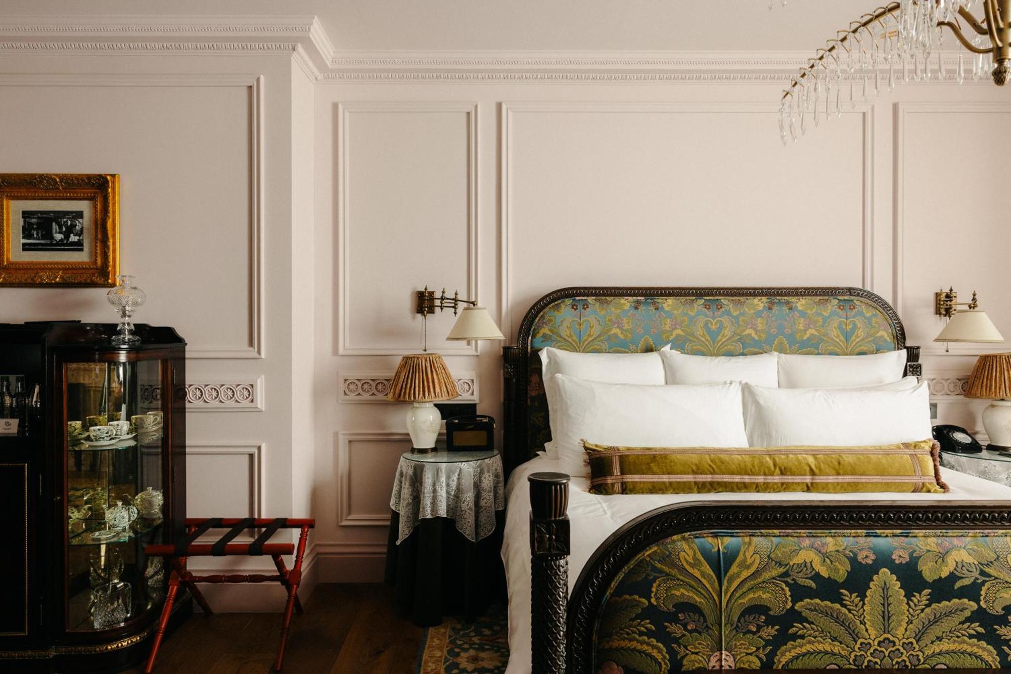 King Room - Large,1537780630:JPEG