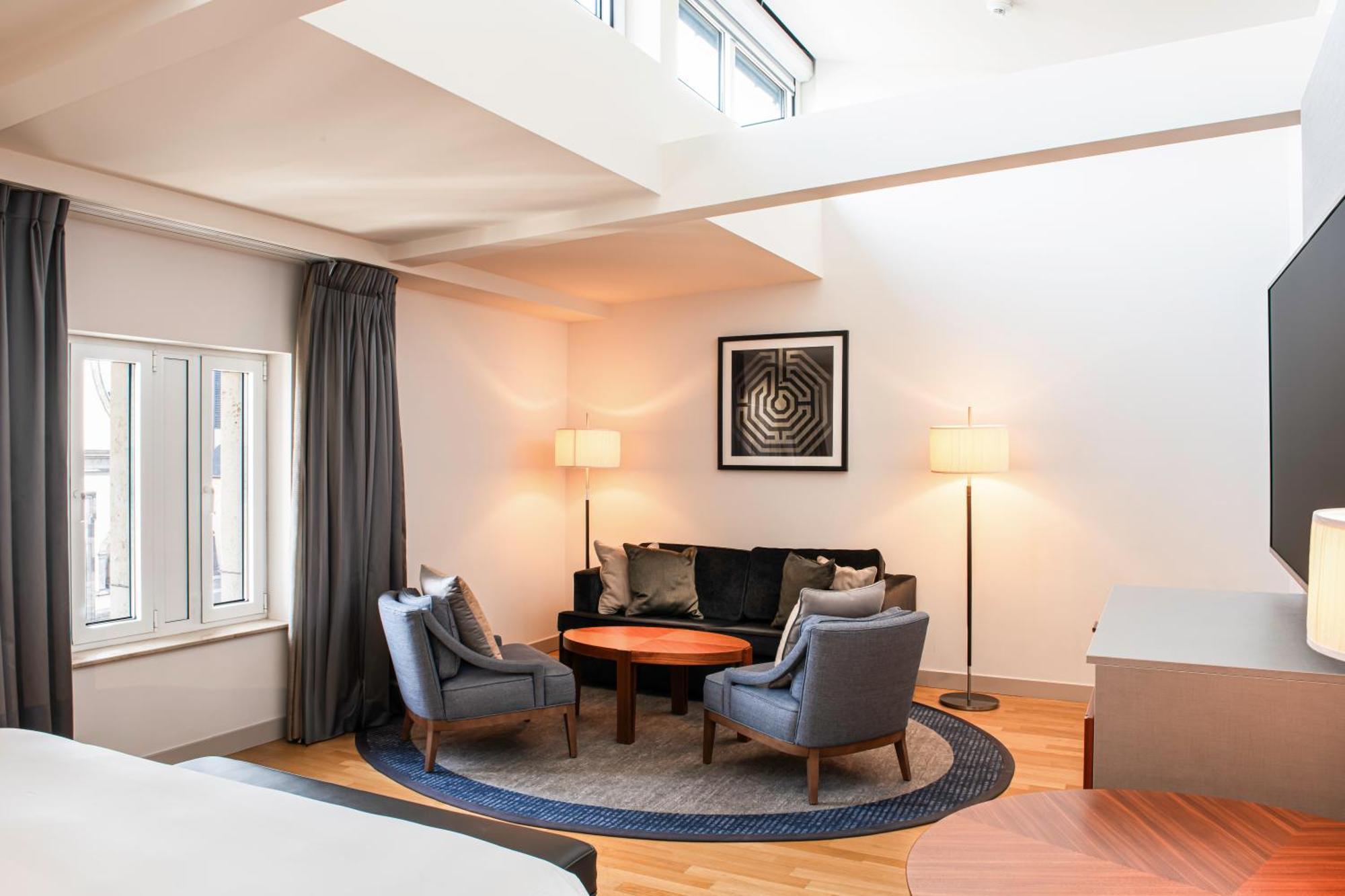 Junior Suite,1540593679:JPEG