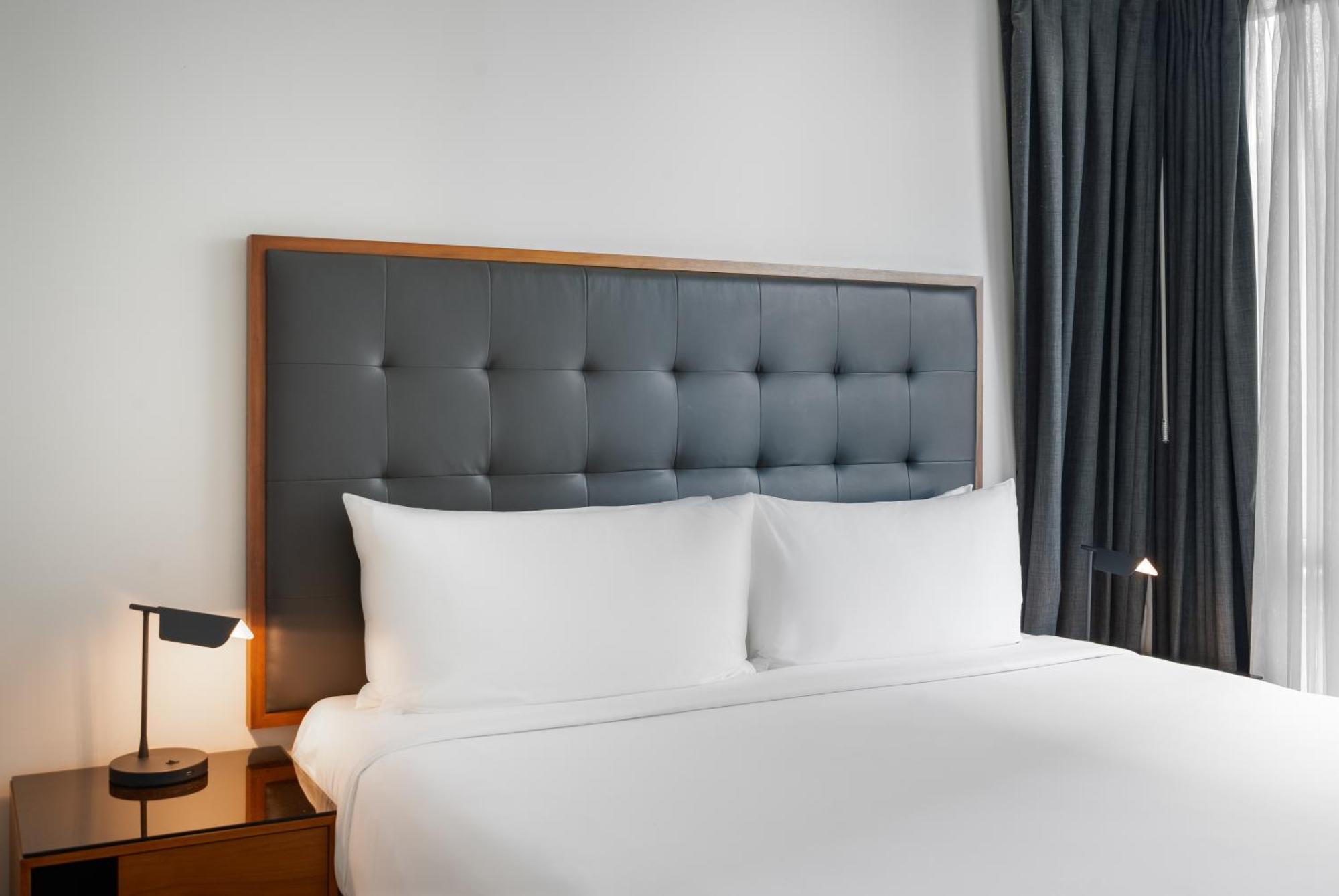 One Bedroom Suite & Office,1542718129:JPEG