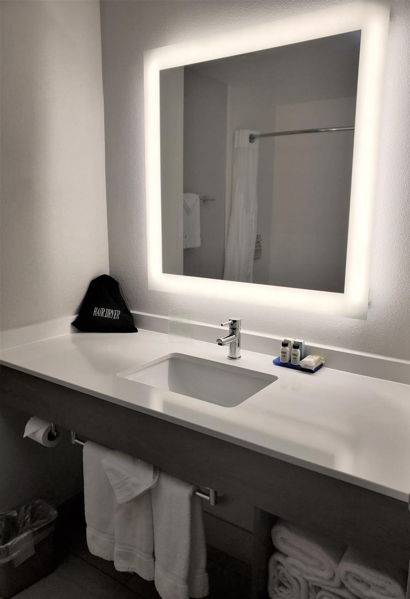 King Suite,1543099120:JPEG
